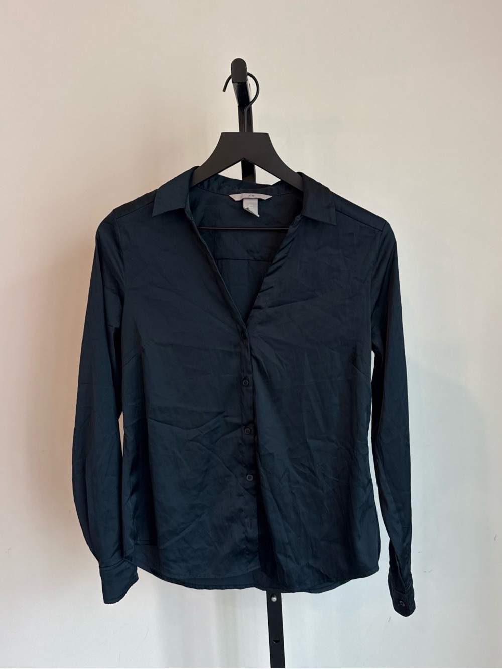 H&M blouse size small